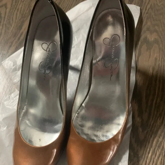 Beautiful heels - Picture 3 of 3